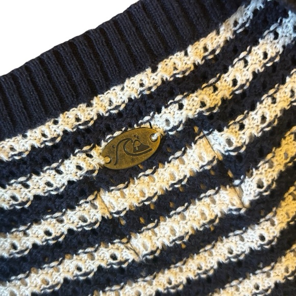 Quicksilver 3/4 Sleeve Stripes Sweater - Picture 8 of 10